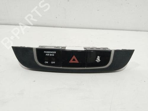 Used Warning switch Warning switch HYUNDAI ix35 (LM, EL, ELH) [2009-2016] 17147457 17147457