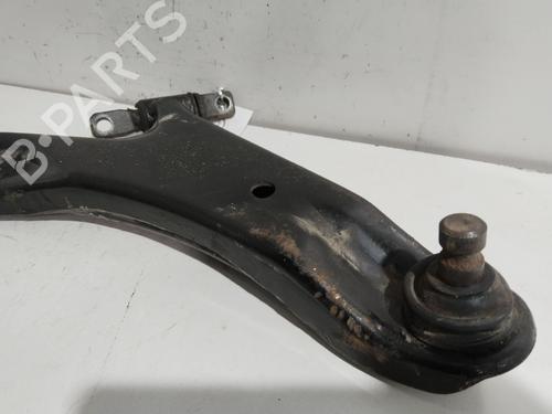 Right front suspension arm HYUNDAI SANTA FÉ I (SM) 2.4 16V | BP22977106M13 
