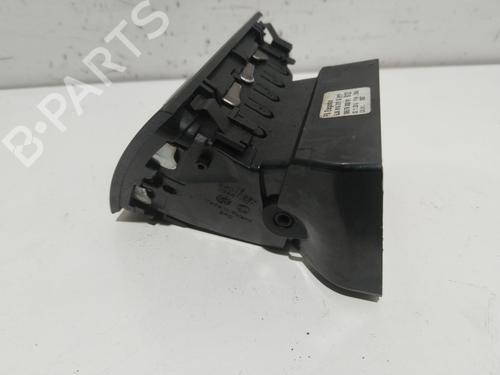 Air vent SEAT TOLEDO IV (KG3) 1.6 TDI | BP22777639I21 