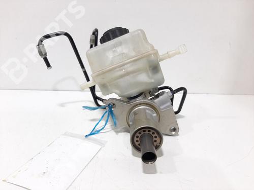 Used Brake master cylinder BMW 1 (E87) 118 d (143 hp) 7520805