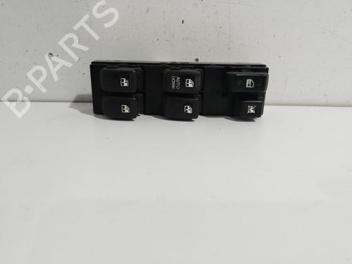Used Left front window switch HYUNDAI TUCSON (JM) 2.0 CRDi (140 hp) 20645960