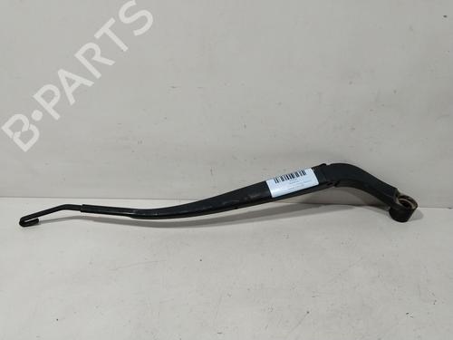 Used Front windshield wiper arm MAZDA 3 (BM, BN) 2.2 D (150 hp) 30152858