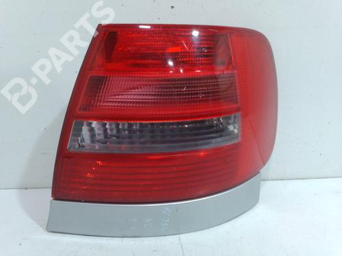 Used Right taillight Right taillight AUDI A4 B5 (8D2) 2.5 TDI (150 hp) 10933265 10933265