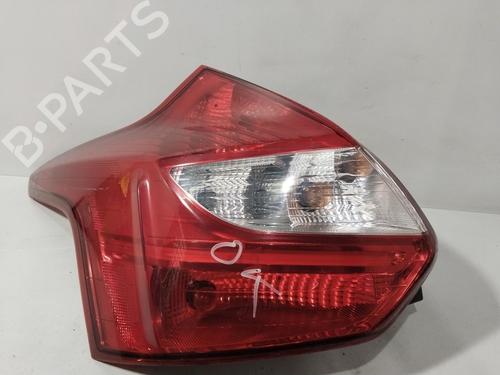 left-taillight-ford-focus-iii-2010-2011-2012-2013-2014-2015-2016-2017-2018-2019-2020-30722610 main image