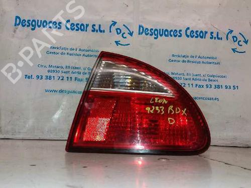 Used Right taillight Right taillight SEAT LEON (1M1) [1999-2006] 5176707 5176707