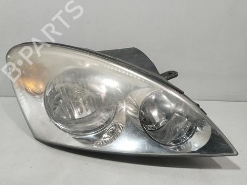 Used Right headlight KIA CEE'D SW (ED) 1.6 CRDi 115 (115 hp) 31971995