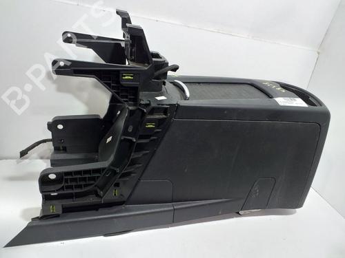 Used Armrest / Center console Armrest / Center console PEUGEOT 5008 (0U_, 0E_) [2009-2017] 13574828 13574828