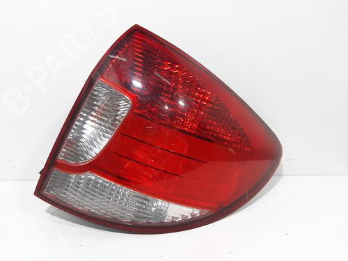 Used Right taillight KIA RIO I Hatchback (DC) [2000-2006]  5207571
