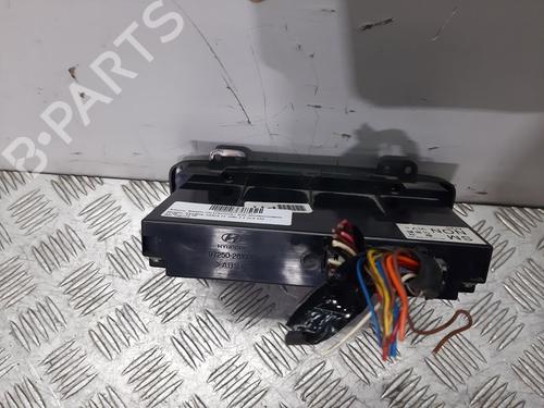Climate control HYUNDAI SANTA FÉ I (SM) | BP13028101I5