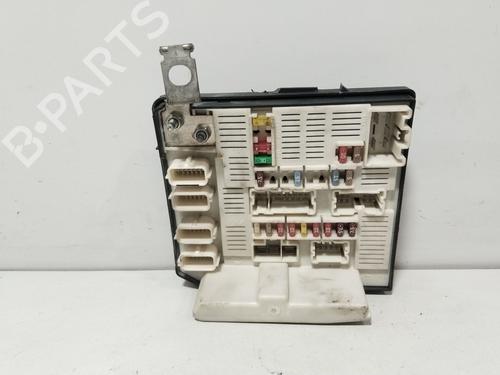 Used Fuse box Fuse box 38267343 38267343