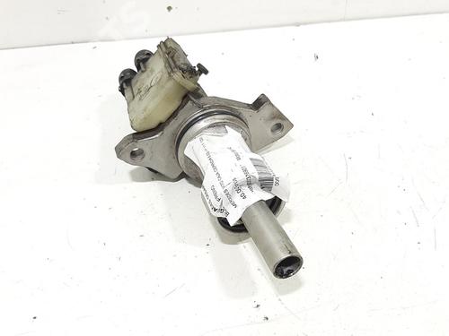 Used Brake master cylinder MERCEDES-BENZ VITO / MIXTO Van (W639) [2003-2025]  8378069