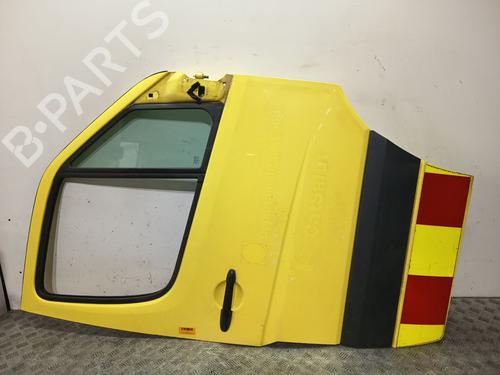 Used Right front door Right front door 32498572 32498572