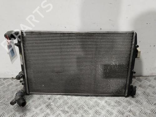 Used Water radiator SKODA ROOMSTER (5J7) 1.4 TDI (70 hp) 29754427