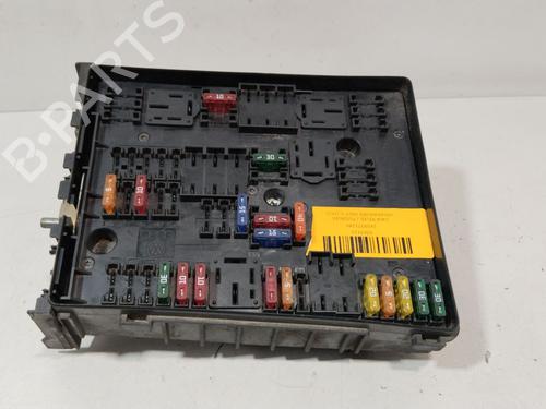 Used Fuse box Fuse box VW GOLF V (1K1) 2.0 TDI 16V (140 hp) 32628786 32628786