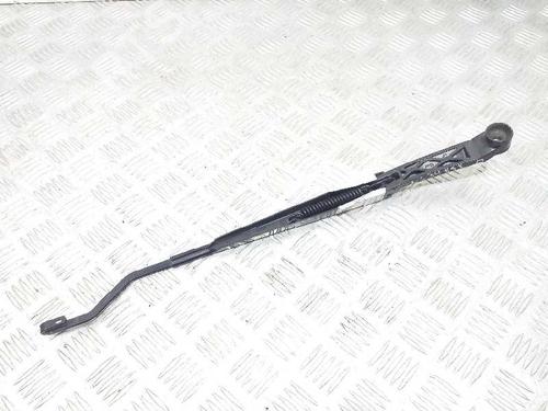 front-wipers-mechanism-lexus-is-i-_e1_-1999-2000-2001-2002-2003-2004-2005-5179685 main image