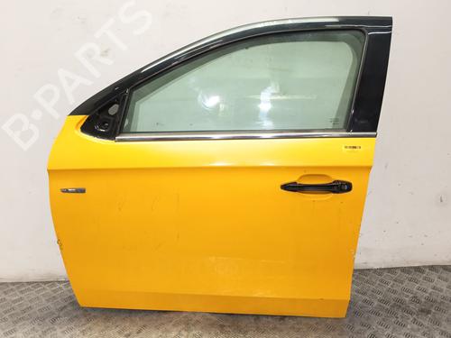 Used Left front door Left front door 36786267 36786267