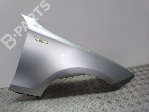 Used Right front fenders Right front fenders BMW 1 (E81) 118 i (143 hp) 9558156 9558156