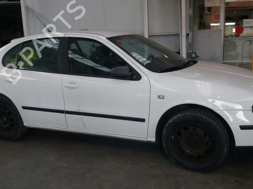 Front wiper motor SEAT LEON (1M1)  | BP8234932M29 