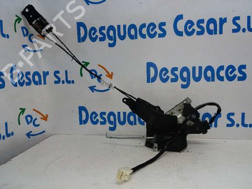 front-right-lock-lexus-is-i-_e1_-1999-2000-2001-2002-2003-2004-2005-6247837 main image
