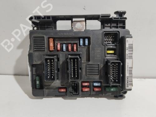 Used Fuse box PEUGEOT 206 SW (2E/K) 1.4 HDi (68 hp) 21141208