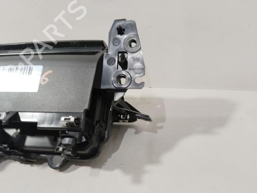 Glove box PEUGEOT 2008 II (UD_, US_, UY_, UJ_, UR_, UC_) 1.2 PureTech 100 (USHNK) | BP30730889C95