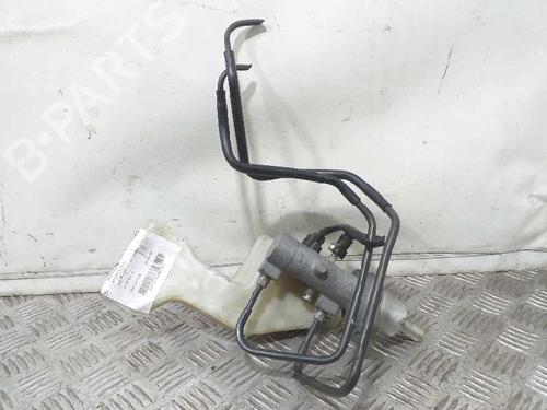 Used Brake master cylinder Brake master cylinder MAZDA 3 (BK) [2003-2009] 5194487 5194487