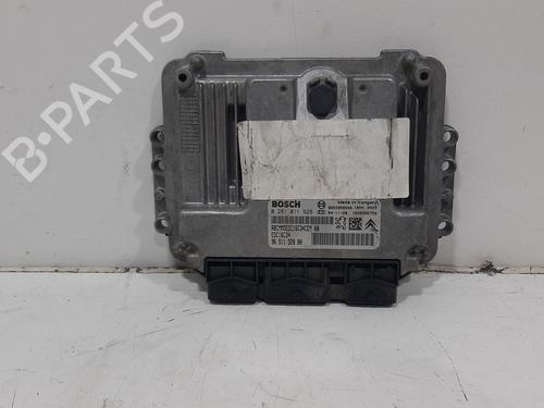 Used Engine control unit (ECU) Engine control unit (ECU) CITROËN C4 I (LC_) [2004-2014] 8251934 8251934