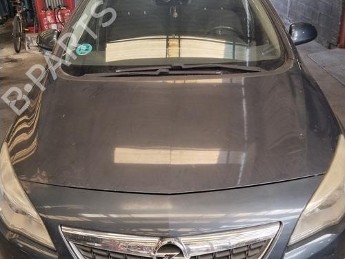 hood-opel-astra-j-p10-2009-2010-2011-2012-2013-2014-2015-2016-33964983 main image