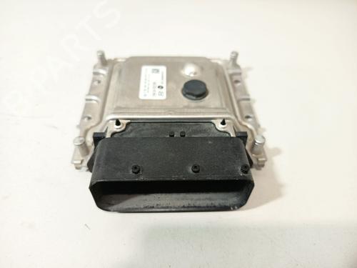 Used Engine control unit (ECU) Engine control unit (ECU) HYUNDAI TUCSON (TL, TLE) 1.6 GDi (132 hp) 34521809 34521809