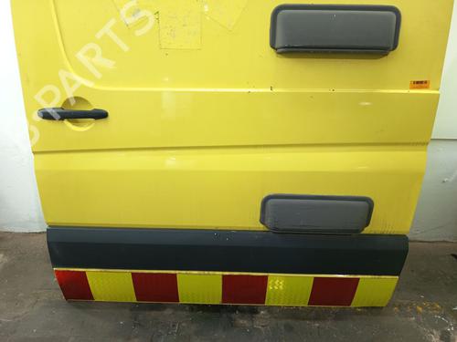 left-slide-door-mercedes-benz-sprinter-35-t-van-b906-2006-2007-2008-2009-2010-2011-2012-2013-2014-2015-2016-2017-2018-2019-2020-32732487 main image