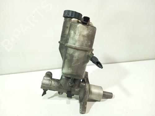 Used Brake master cylinder Brake master cylinder CITROËN C5 III (RD_) 1.6 HDi 110 (RD9HZC) (109 hp) 33660431 33660431