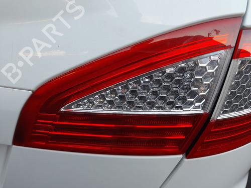 right-tailgate-light-ford-mondeo-iv-ba7-2007-2008-2009-2010-2011-2012-2013-2014-2015-40086241 main image