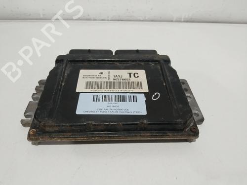 Used Engine control unit (ECU) Engine control unit (ECU) CHEVROLET AVEO / KALOS Hatchback (T200) 1.2 (72 hp) 25290378 25290378