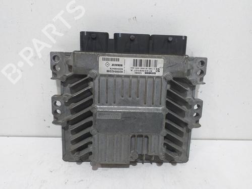 Used Engine control unit (ECU) Engine control unit (ECU) RENAULT SCÉNIC II (JM0/1_) [2003-2010] 15559045 15559045