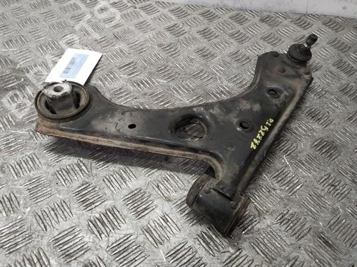Used Left front suspension arm FIAT PUNTO EVO Hatchback Van (199_) 1.3 D Multijet (199.AXT1A, 199.AXC1A) (75 hp) 30393038