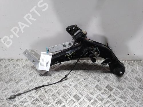 right-front-suspension-arm-nissan-primera-hatchback-p12-2002-10721404 main image