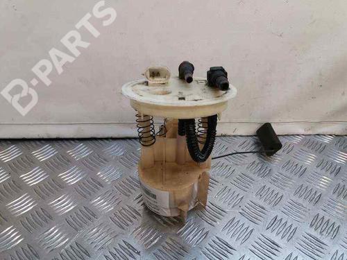 Used Fuel pump RENAULT MEGANE I Classic (LA0/1_) [1996-2008]  5195183