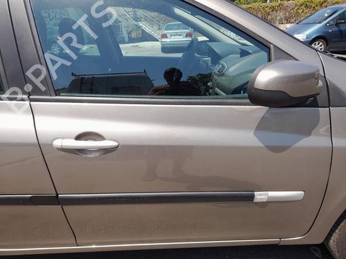 right-front-door-renault-clio-iii-grandtour-kr01_-2007-37683223 main image