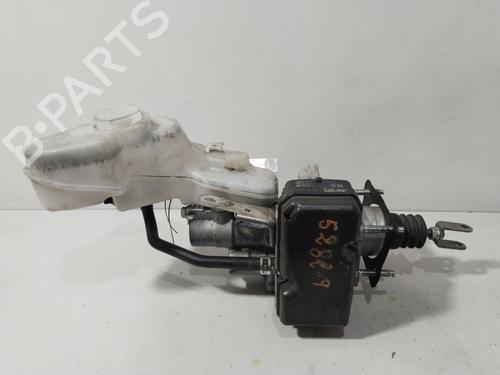 Maître-cylindre TOYOTA COROLLA Saloon (_E21_) 1.8 VVTi Hybrid (ZWE211, MZEA12) | BP30388674M77 