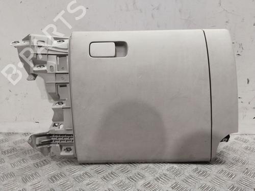 glove-box-vw-up-121-122-bl1-bl2-bl3-123-2011-40101428 main image