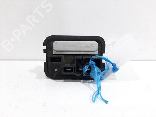 Used Heater resistor Heater resistor OPEL ASTRA H GTC (A04) [2005-2010] 13758652 13758652