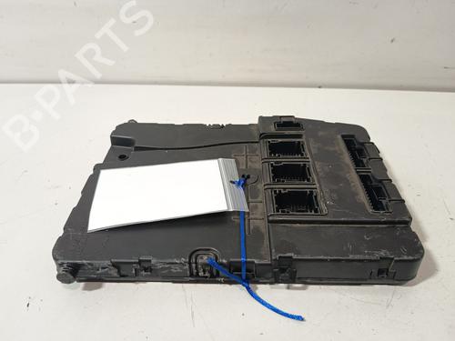 Used Fuse box Fuse box 37700492 37700492