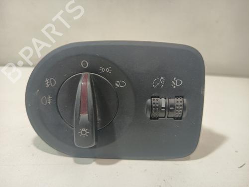 Used Headlight switch Headlight switch SEAT IBIZA IV (6J5, 6P1) 1.9 TDI (105 hp) 32760082 32760082