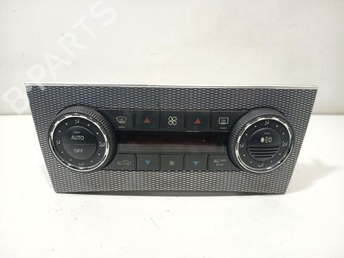 Used Climate control Climate control MERCEDES-BENZ CLK (C209) CLK 320 (209.365) (218 hp) 33691029 33691029