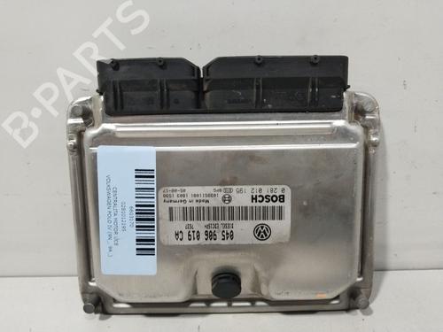 Motorstyringsenhet VW POLO IV (9N_, 9A_) 1.4 TDI (75 hp) 30179079