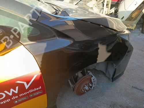 right-front-fenders-nissan-leaf-ze0-2010-2011-2012-2013-2014-2015-2016-2017-32361435 main image