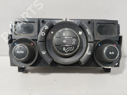 Airco bedieningspaneel PEUGEOT 5008 (0U_, 0E_) 2.0 HDi 150 / BlueHDi 150 (150 hp) 30599447