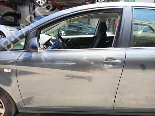 Used Left front door Left front door SEAT TOLEDO III (5P2) 1.9 TDI (105 hp) 36045860 36045860