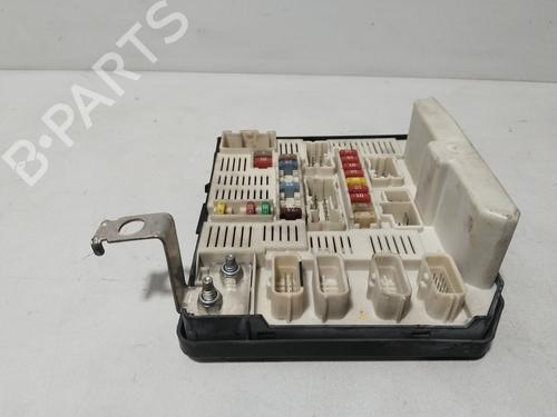 Used Fuse box Fuse box RENAULT MEGANE II Coupé-Cabriolet (EM0/1_) 1.9 dCi (131 hp) 31588022 31588022
