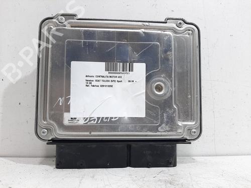engine-control-unit-ecu-seat-toledo-iii-5p2-0281013282-2004-2005-2006-2007-2008-2009-15762502 main image